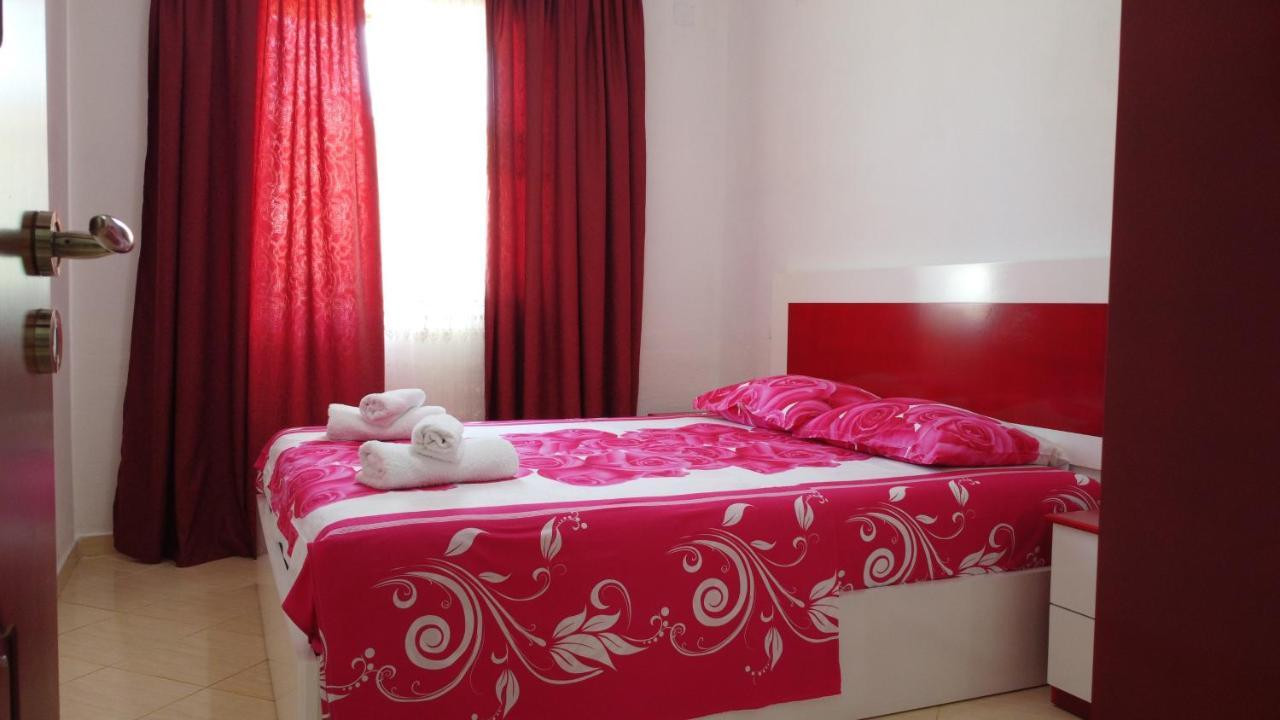 Dema Apartament *