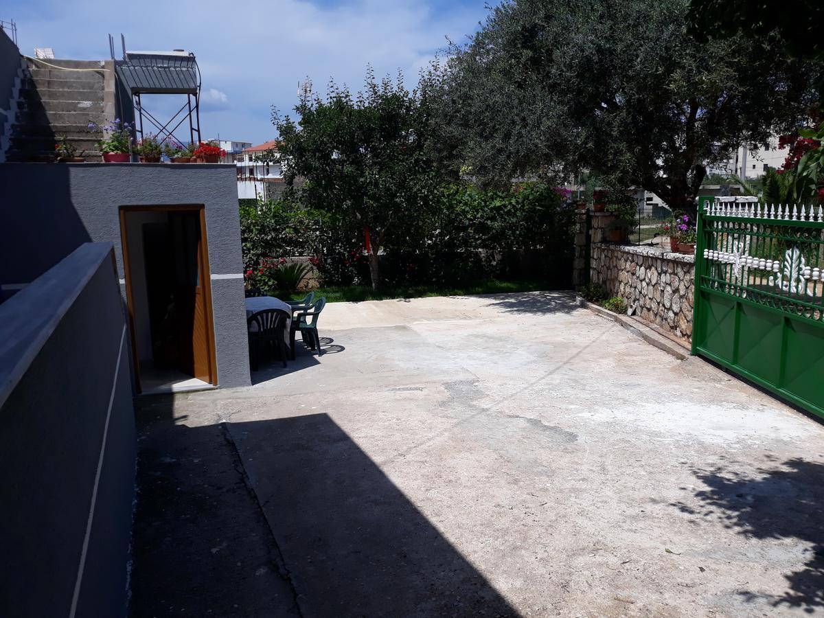 Apartament Dema