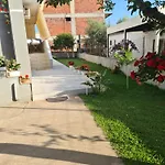 Dema Guesthouse