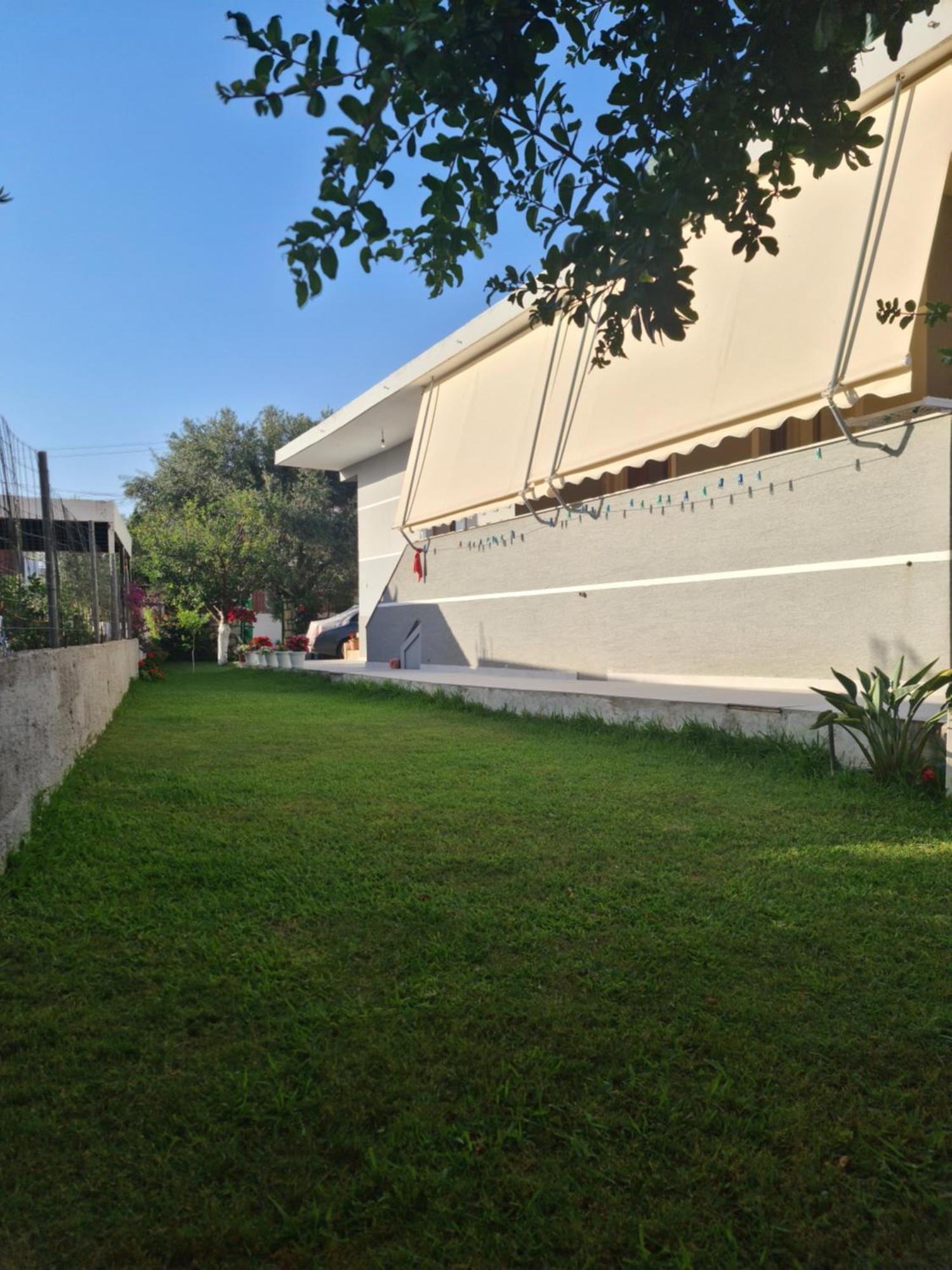 Dema Ksamil